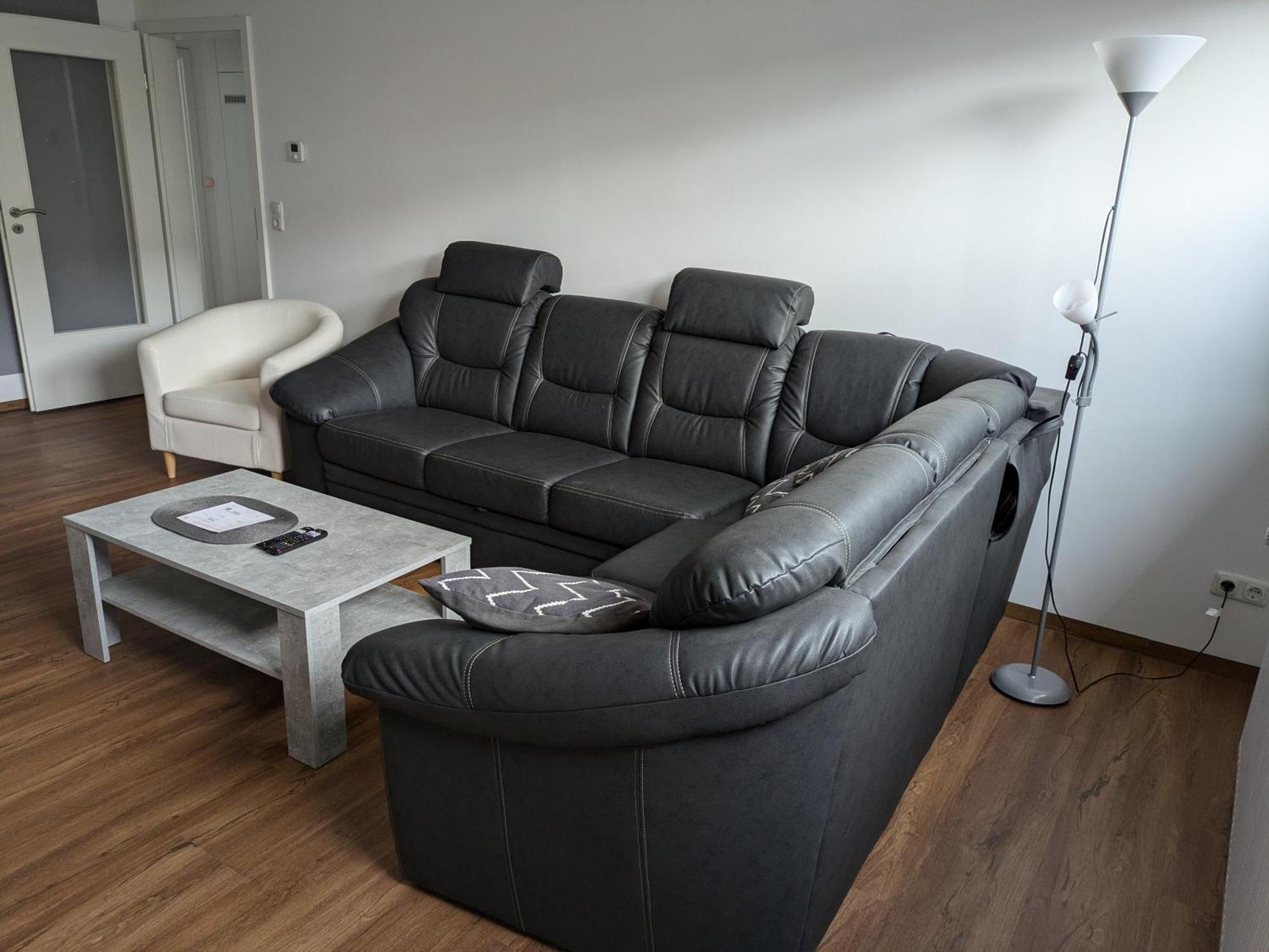 Schoene Einfache Ferienwohnung Zwischen Stadt Und Meer Wilhelmshaven Exterior foto